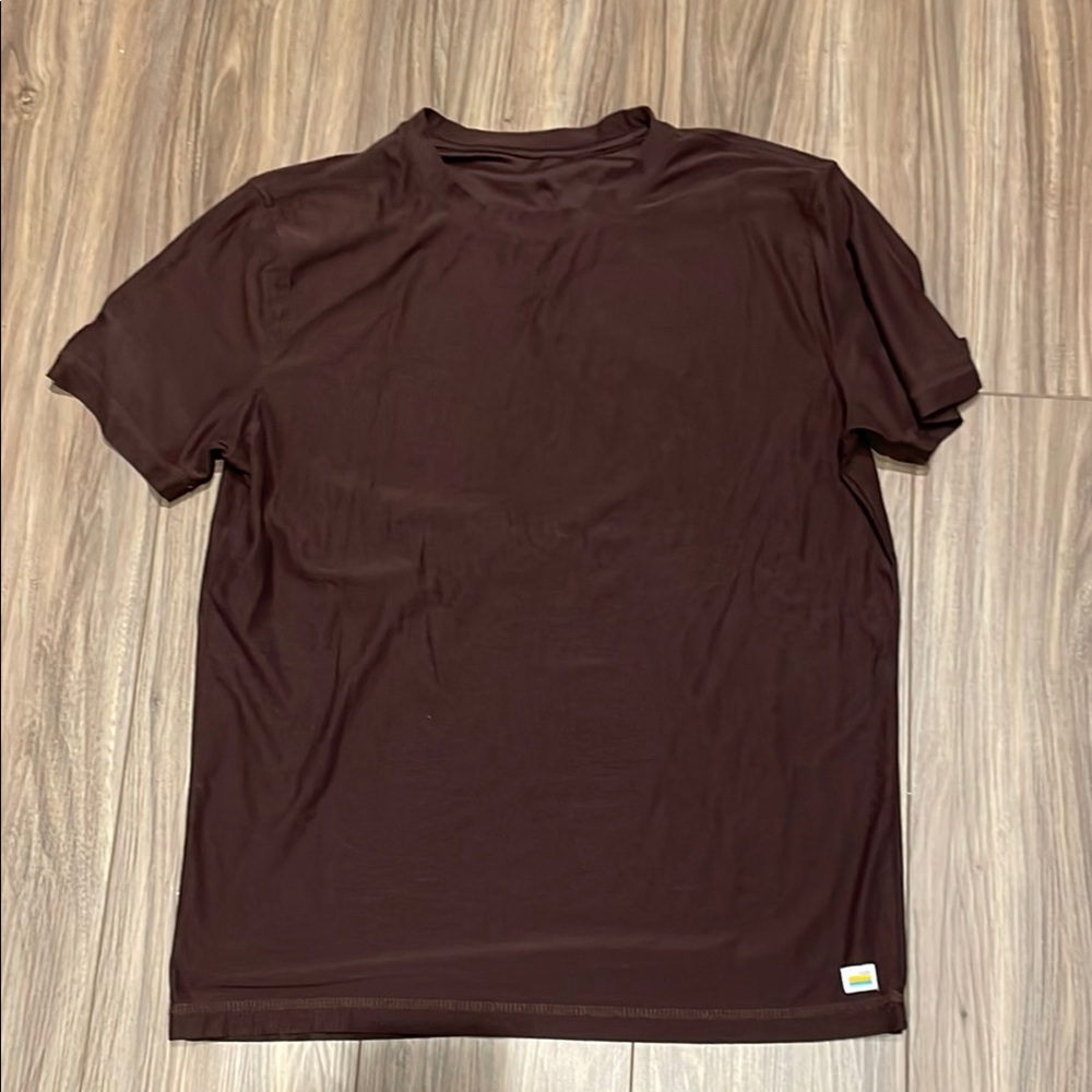 Vuori Burgundy Short Sleeve Tee